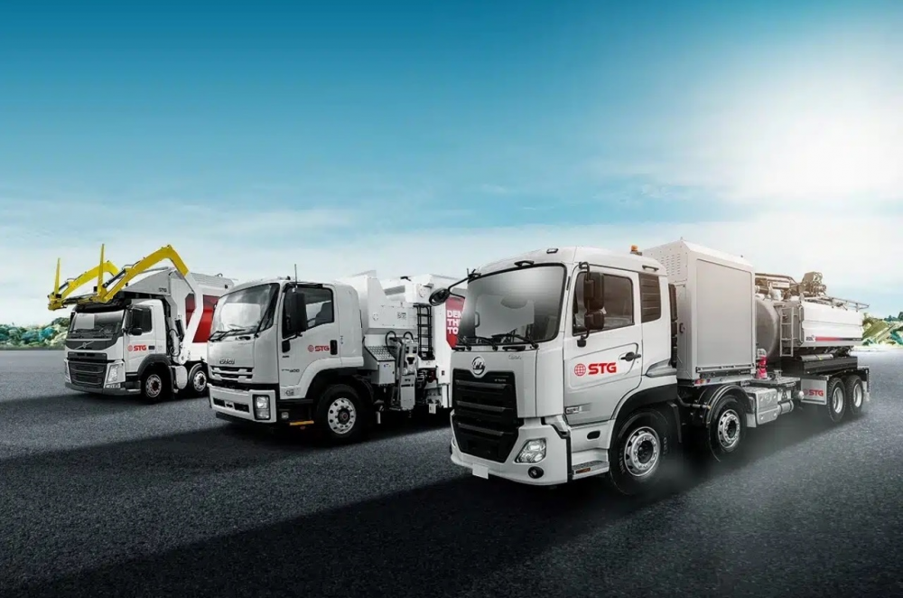 Waste trucks minimise environmental hazards image